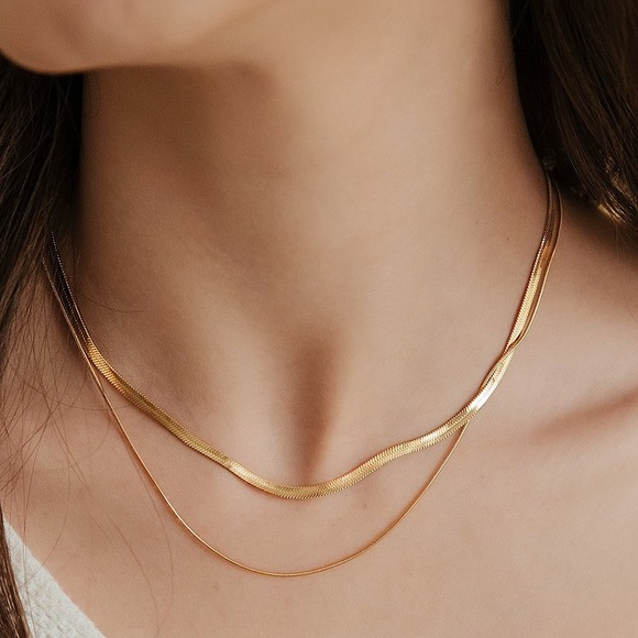 18K Gold Plated Double Flat Thin Snake Chain Clavicle Chain (Gold/Double Layer) - Picture 2 of 7